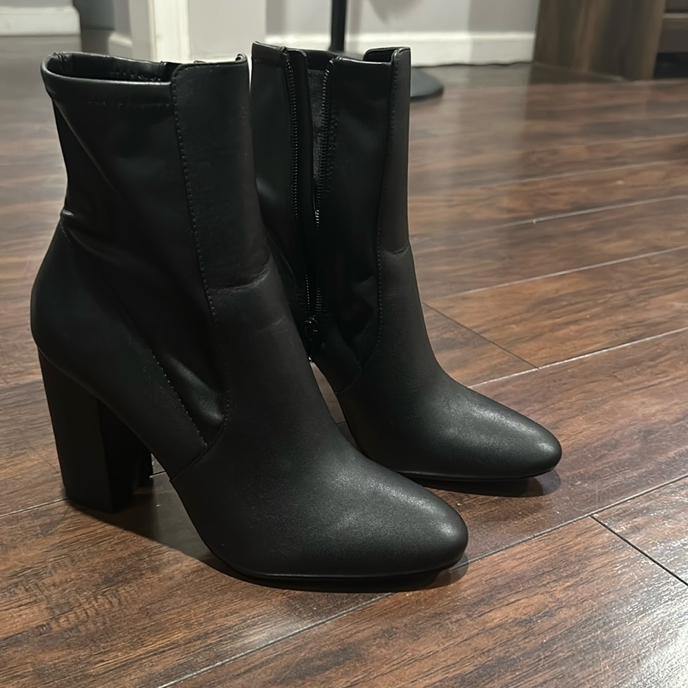 Aurella Aldo booties